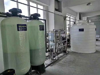 【新昌電子廠純水處理,紹興達(dá)旺ro反滲透設(shè)備廠家,芯片鏡片清洗水】-